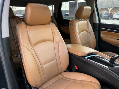 Used 2019 Buick Enclave Premium w/ Experience Buick Package image 22