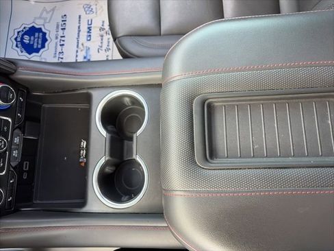 Used 2023 Chevrolet Suburban RST w/ Luxury Package image 25