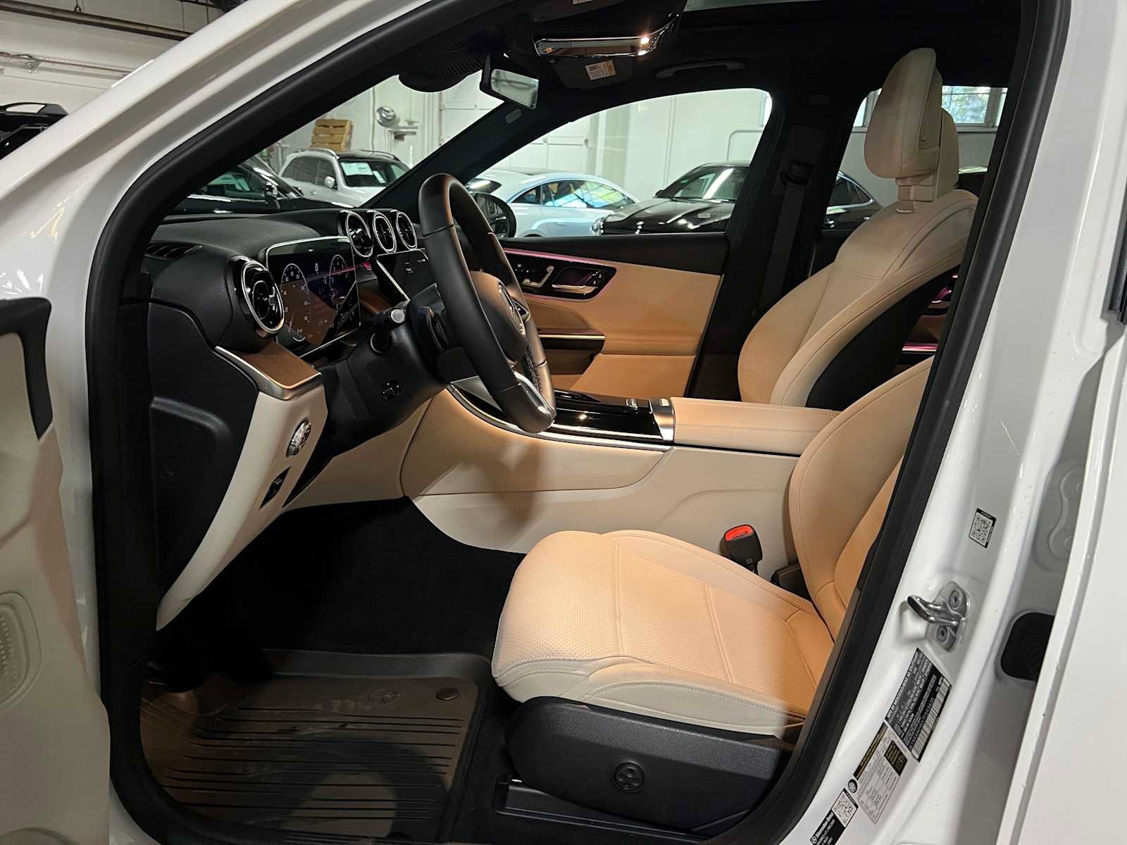Certified 2026 Mercedes-Benz GLC 300 4MATIC image 23