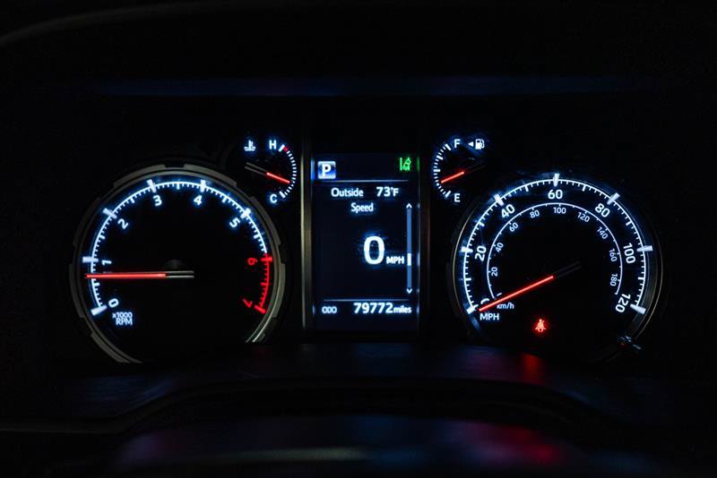 Used 2020 Toyota 4Runner TRD Off-Road AWD/4WD image 17