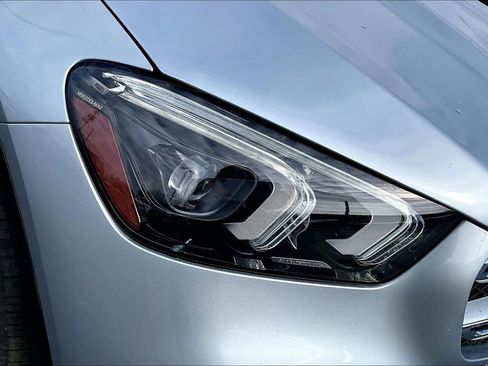 Used 2022 Mercedes-Benz GLE 350 4MATIC w/ Premium Package image 29