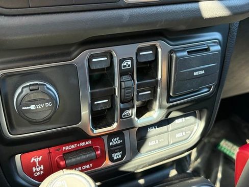 New 2025 Jeep Wrangler Unlimited Rubicon w/ Steel Bumper Group image 4