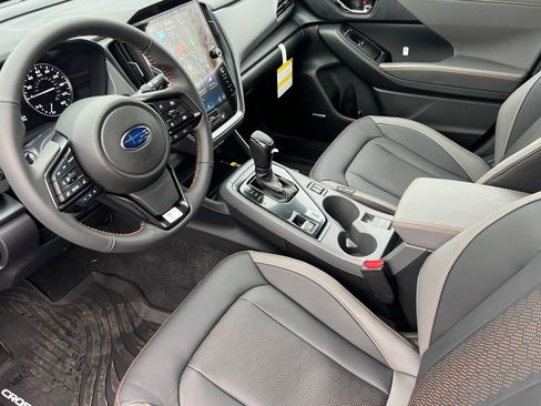New 2025 Subaru Crosstrek 2.5i Limited w/ Popular Package #4A image 10