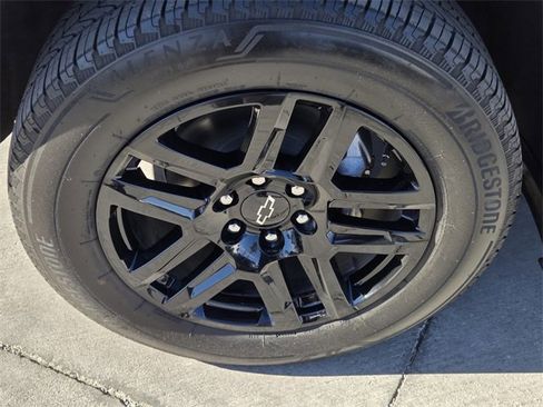 Certified 2024 Chevrolet Silverado 1500 Custom image 9