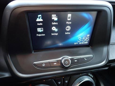 Used 2018 Chevrolet Camaro LT image 20