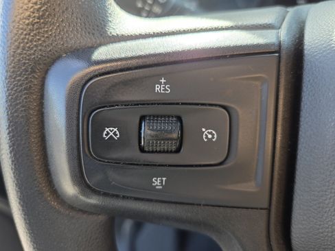 Used 2022 Chevrolet Silverado 1500 Custom RWD image 21