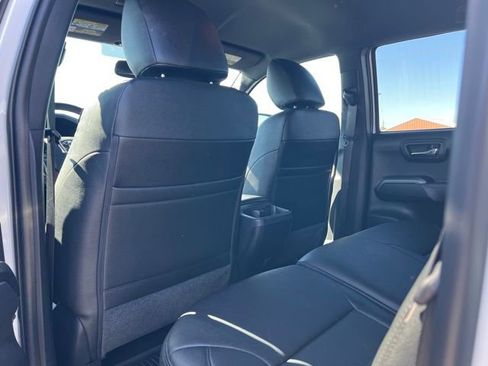 Used 2023 Toyota Tacoma TRD Off-Road w/ Technology Package image 11