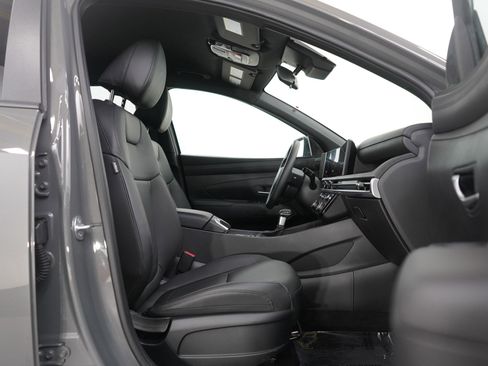 Certified 2025 Hyundai Santa Cruz SEL image 10