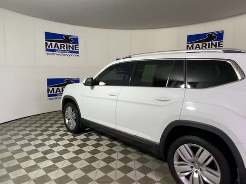 Used 2020 Volkswagen Atlas SEL R-Line AWD/4WD image 8