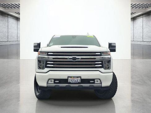 Used 2020 Chevrolet Silverado 2500 High Country w/ Z71 Off-Road Package AWD/4WD image 4