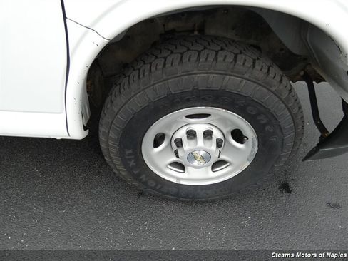 Used 2023 Chevrolet Express 2500 Extended w/ Driver Convenience Package image 17