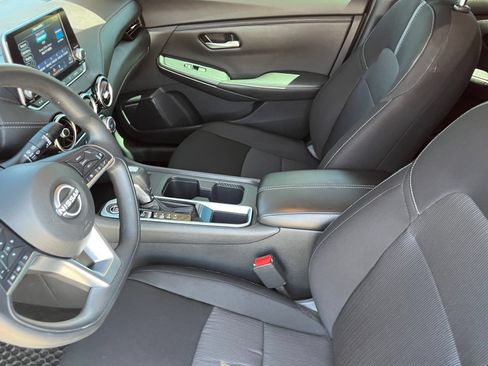 Used 2024 Nissan Sentra SV FWD image 17