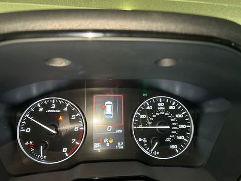 New 2025 Subaru Outback Premium image 15