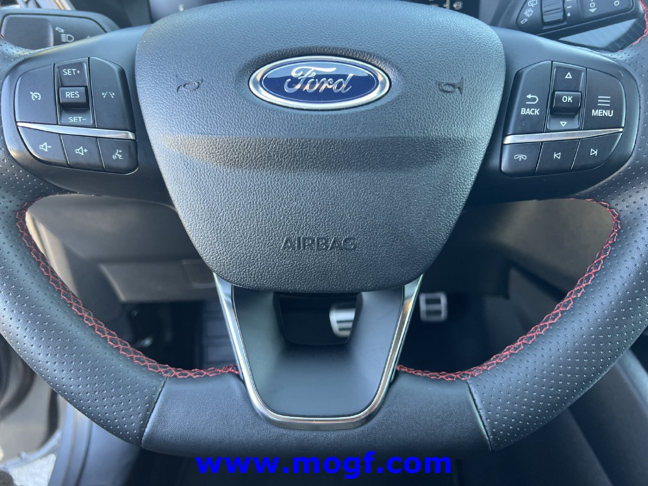 Certified 2024 Ford Escape ST-Line FWD image 12