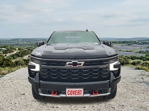 Used 2023 Chevrolet Silverado 1500 ZR2 w/ Technology Package image 2
