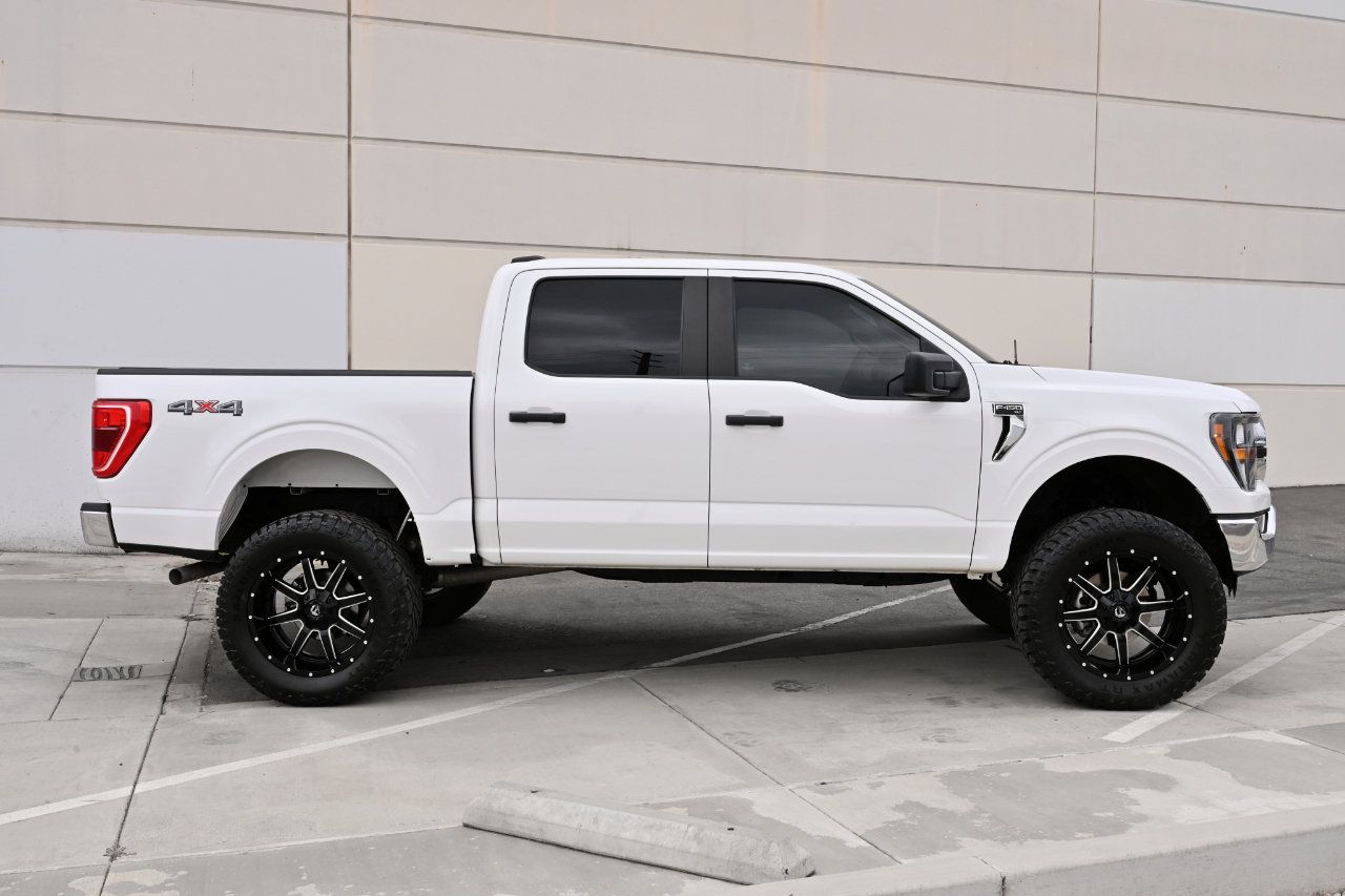 Used 2023 Ford F150 XLT w/ Trailer Tow Package AWD/4WD image 8