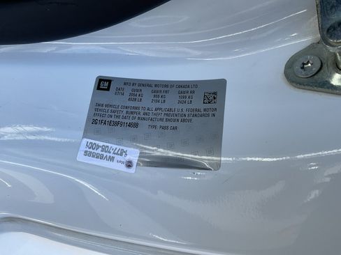 Used 2015 Chevrolet Camaro LS RWD image 27