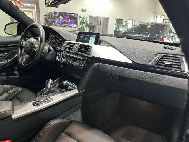 Used 2018 BMW M4 Coupe w/ Competition Package RWD image 60