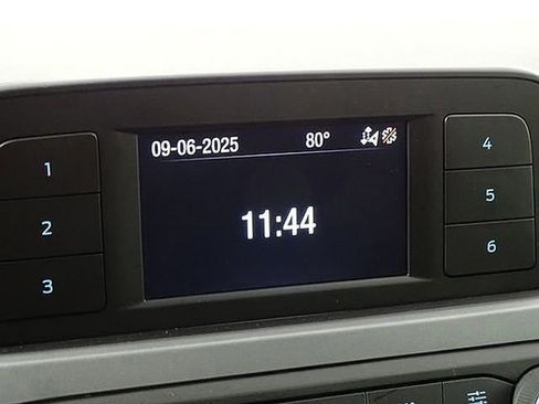 Used 2020 Ford Escape S image 33