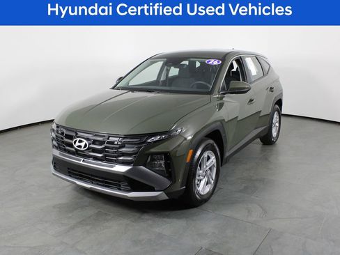 Certified 2026 Hyundai Tucson SE FWD image 2