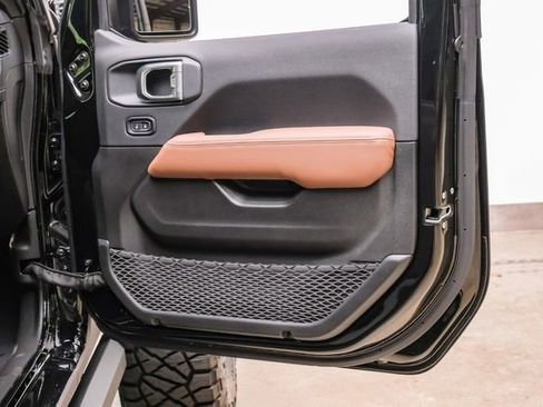 Used 2024 Jeep Wrangler Unlimited Rubicon 392 image 89