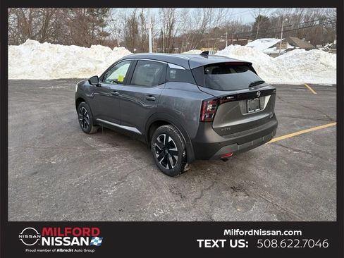 Used 2026 Nissan Kicks SV w/ Cold Weather Package AWD/4WD image 6