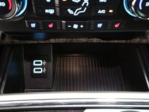 Used 2019 Ford F350 Lariat w/ Lariat Value Package AWD/4WD image 70