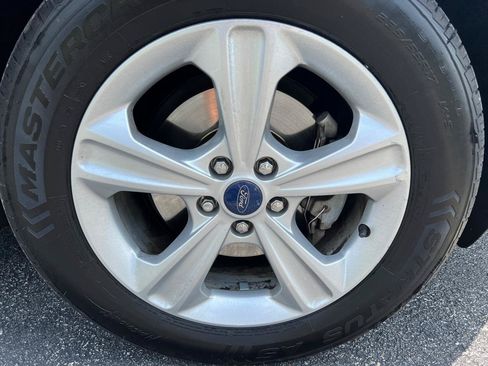 Used 2014 Ford Escape SE FWD image 16