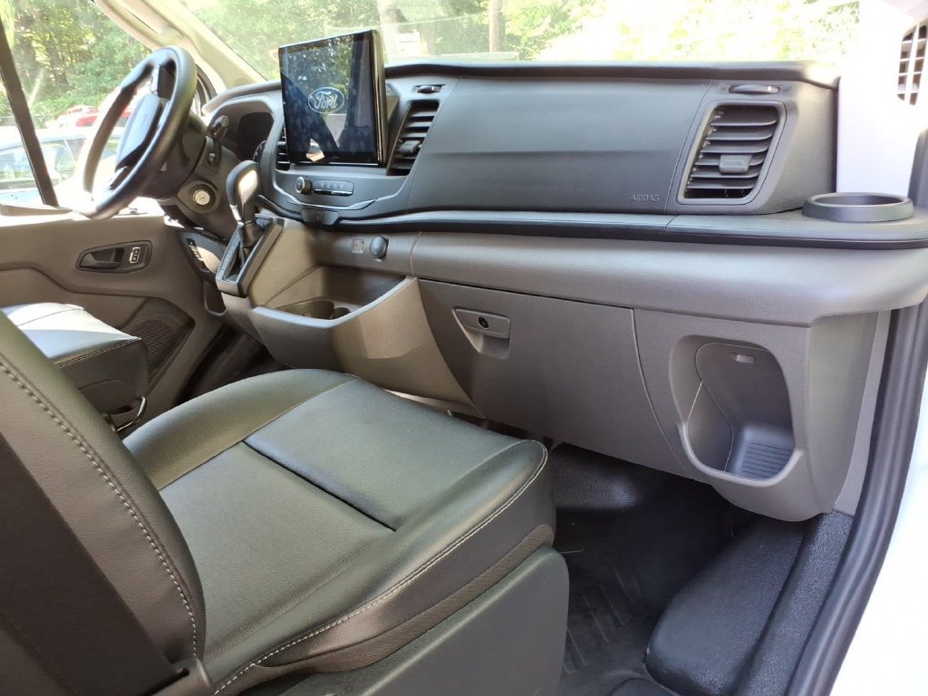 Used 2023 Ford Transit 150 Low Roof AWD image 8