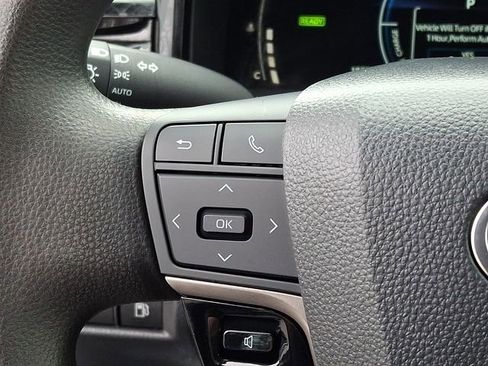 Used 2025 Toyota Camry LE image 22