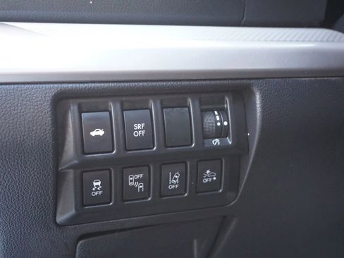 Used 2016 Subaru Legacy 2.5i Premium image 17