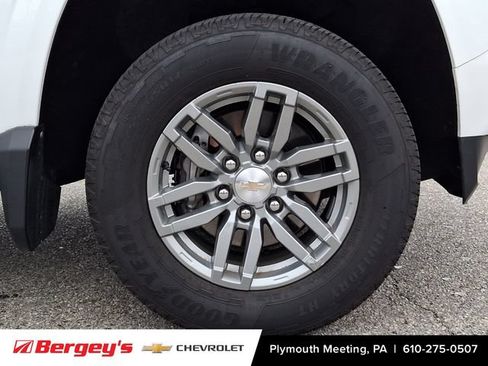 Used 2024 Chevrolet Colorado LT w/ LT Convenience Package III AWD/4WD image 10