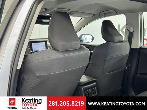 Used 2025 Toyota Camry LE FWD image 16
