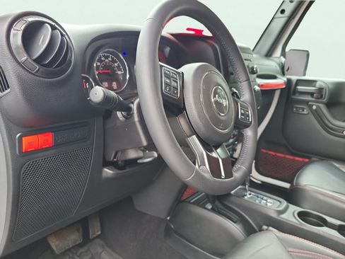 Certified 2018 Jeep Wrangler Unlimited Rubicon AWD/4WD image 26
