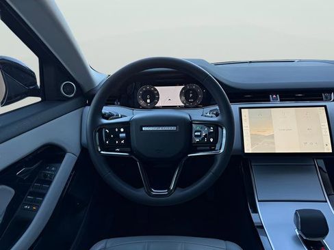 Certified 2025 Land Rover Range Rover Evoque S image 14