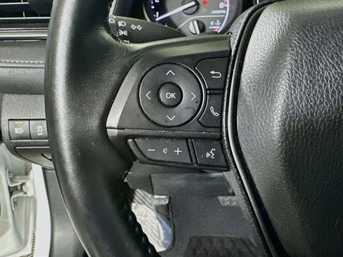 Used 2024 Toyota Camry SE w/ Convenience Package FWD image 16