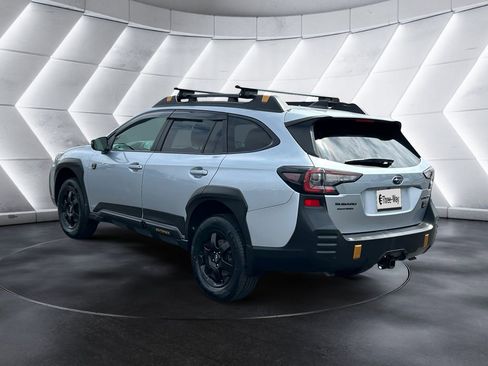 Used 2022 Subaru Outback Wilderness AWD/4WD image 3