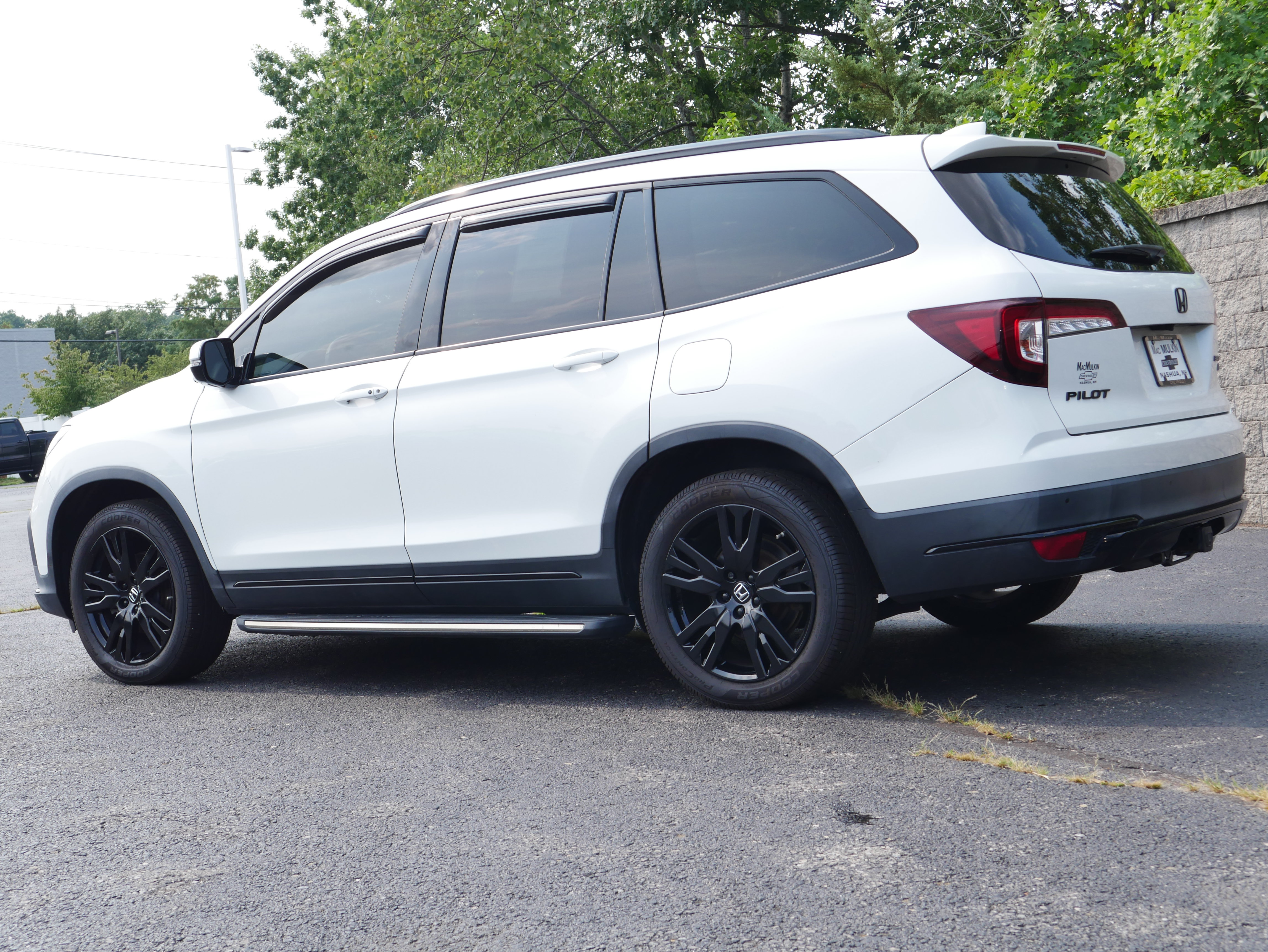 Used 2021 Honda Pilot Black Edition image 4