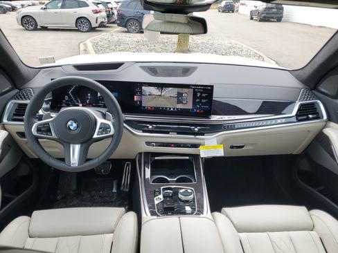 New 2026 BMW X7 xDrive40i w/ Executive Package image 21