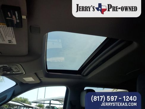 Used 2019 Chevrolet Silverado 1500 LTZ w/ LTZ Premium Package AWD/4WD image 8