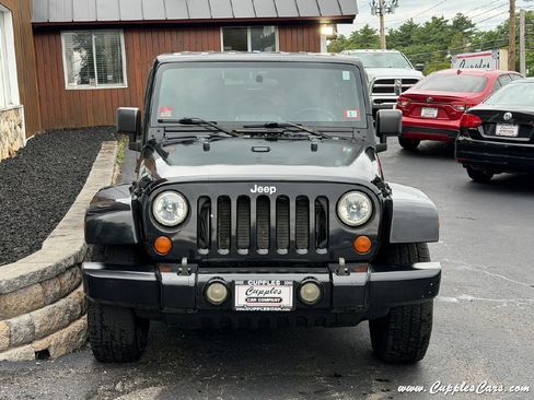 Used 2007 Jeep Wrangler Unlimited X w/ Dual Top Group RWD image 11