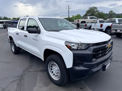 Used 2025 Chevrolet Colorado W/T w/ Advanced Trailering Package