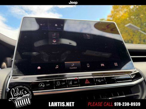 New 2025 Jeep Compass Limited w/ Sun & Sound Group image 20