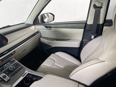 Used 2023 Hyundai Palisade Calligraphy image 25