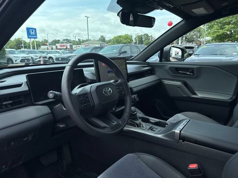 Used 2026 Toyota RAV4 XSE w/ Weather Package AWD/4WD image 16