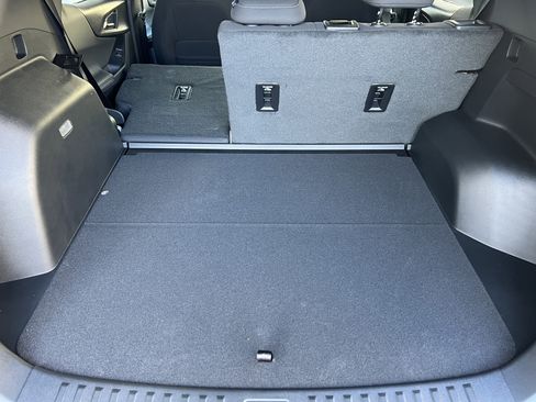 New 2026 Chevrolet Equinox LT w/ Safety and Technology Package image 18