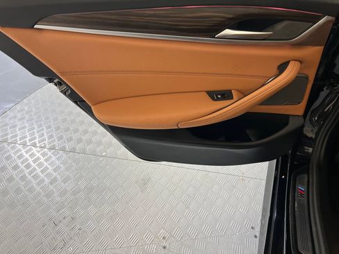 Used 2023 BMW 540i w/ Executive Package image 20