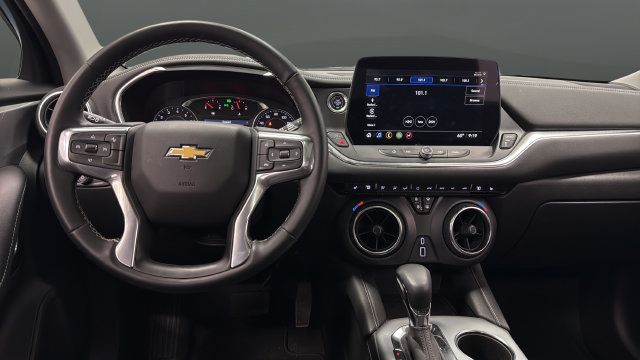 Used 2024 Chevrolet Blazer LT w/ Redline Edition AWD/4WD image 11