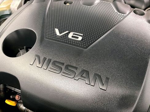Used 2016 Nissan Maxima SR FWD image 34