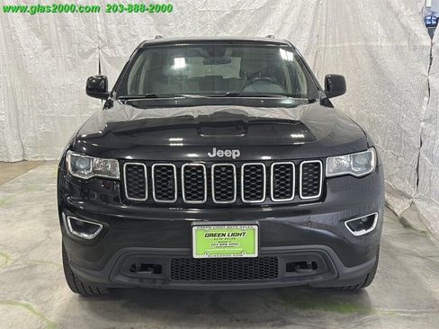 Used 2021 Jeep Grand Cherokee Laredo AWD/4WD image 19